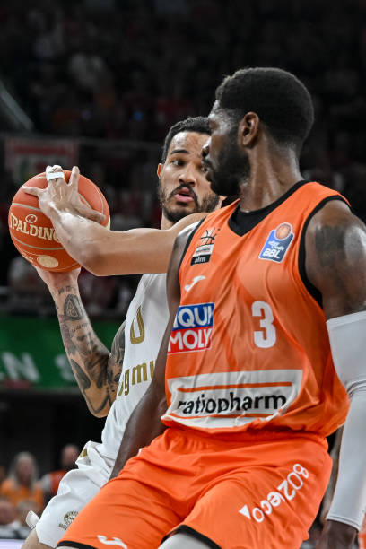 热门话题 热门话题