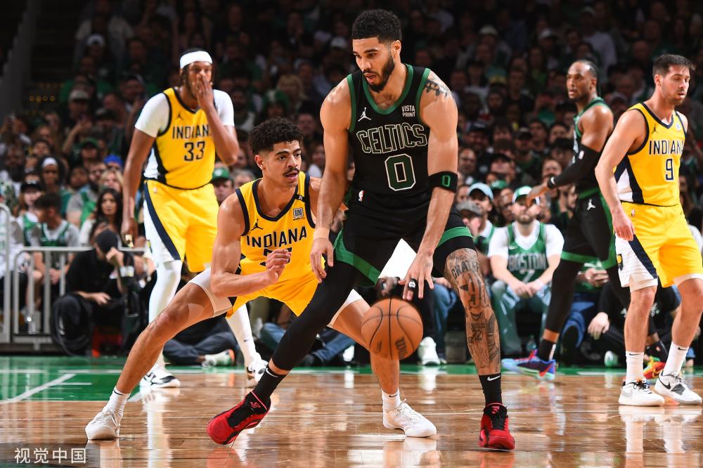 员在面临转 员在面临转